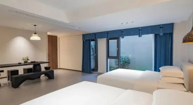 Люкс Hechunzhu Garden Villa Hotel