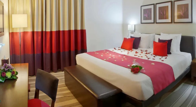 Двухместный номер Deluxe Novotel Suites Riyadh Olaya