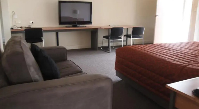 Люкс Deluxe с 2 комнатами Alexander Cameron Suites