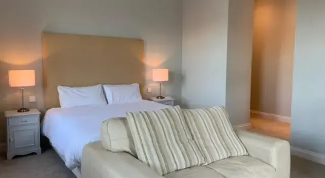 Двухместный номер Standard с балконом The Chatsworth Hotel