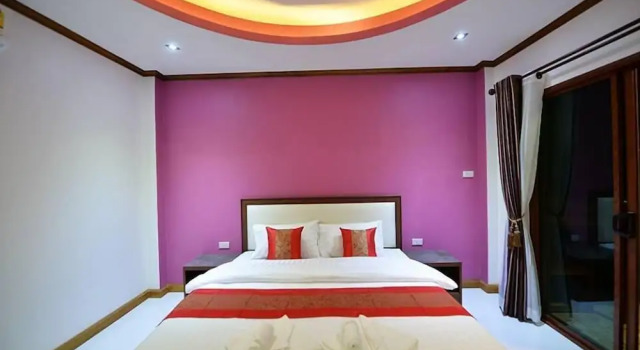 Номер Deluxe Dusit Phuphaya Resort