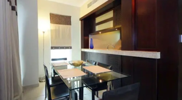 Cozy 1BHK in Burj residence 5 - 704, Забронировать Отель Дубай Эмират Дубай, рядом с Дубайский аквариум