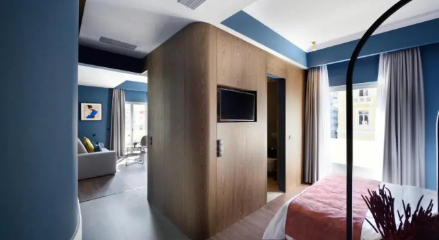 Апартаменты Executive с балконом и с видом на море Roomore Apartments