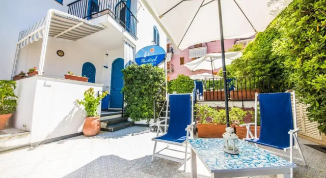 Студия Mistral Residence