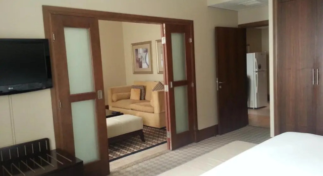 Семейный полулюкс Classic Sheraton Khalidiya Hotel
