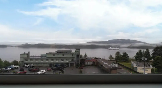 Номер Premium Prestige Oceanview Hotel Prince Rupert