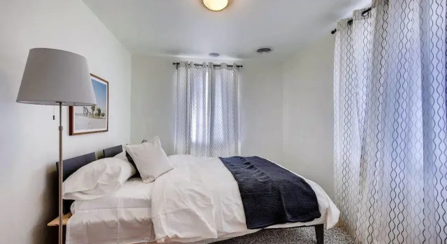 Cozy Bungalow in Chaffee Park near Highlands