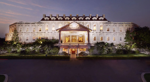 Jenneys Residency, Забронировать Отель Отели штата Тамилнада с бассейном, Бассейн