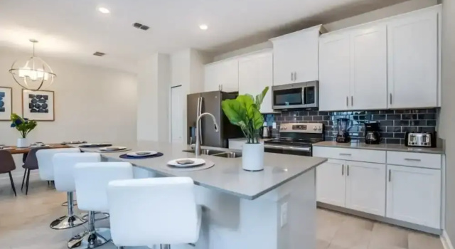 Luxury Townhome on Champions Gate Resort, Orlando Townhome 3033, Buchen Sie Ferienhaus Hotels in Four Corners mit Pool, Schwimmbad