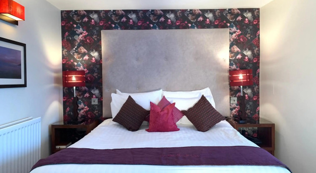 The Whistledown Hotel, Забронировать Отель Ньюри Графство Даун