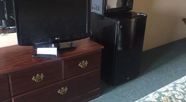 Четырёхместный номер Standard Alleghany Inn