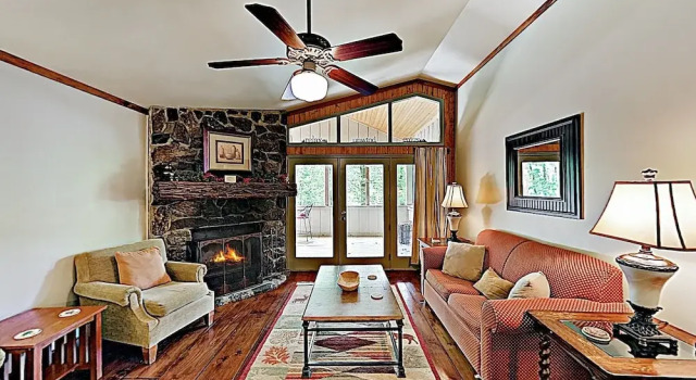New Listing! Bear Creek On Hogback Lake 3 Bedroom Home, Забронировать Дом для отпуска Сапфир Аппалачи