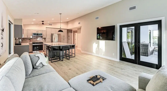 1 Mi to Beach! Modern Tropical Retreat in Naples