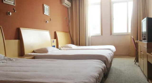 Jinhai Holiday Hotel