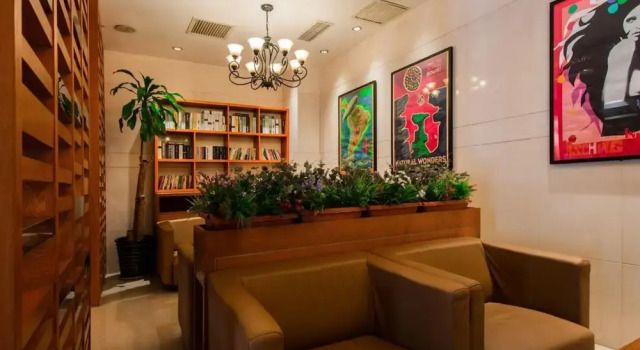 Zhongnan Sunshine Hotel, Rezerwuj Hotel Zhongshan 