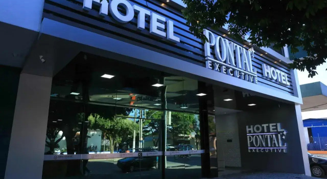 Pontal Executive Hotel, Забронировать Отель Курвелу Минас-Жерайс