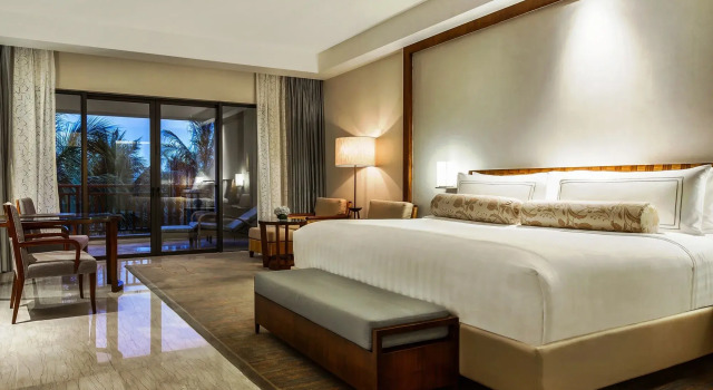 Отель The Ritz-Carlton Sanya Yalong Bay