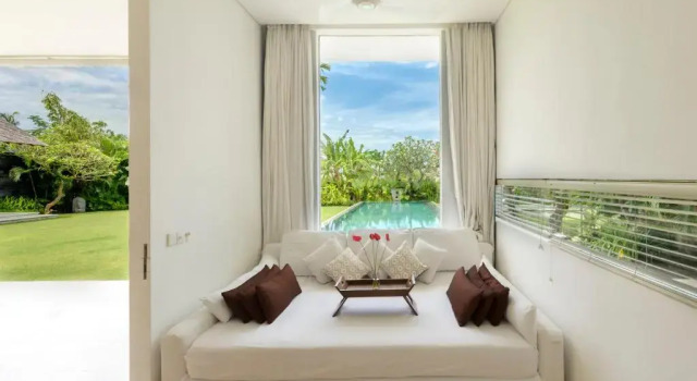 Вилла Villa Kavya - 8-minute walk from Berawa Beach