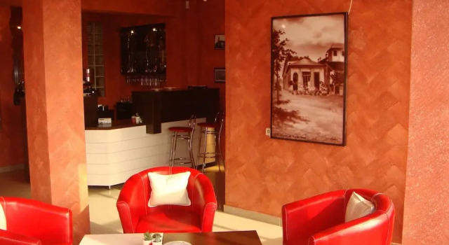 Krone Hotel Bistrita, Varaa Hotelli Bistrita 