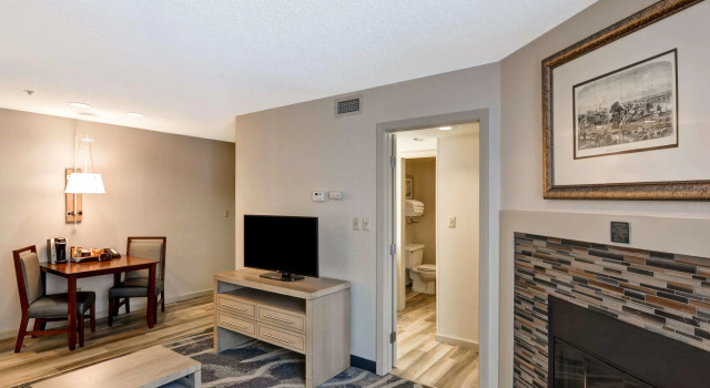 Homewood Suites Hartford/Windsor Locks, 예약 호텔 Windsor 코네티컷