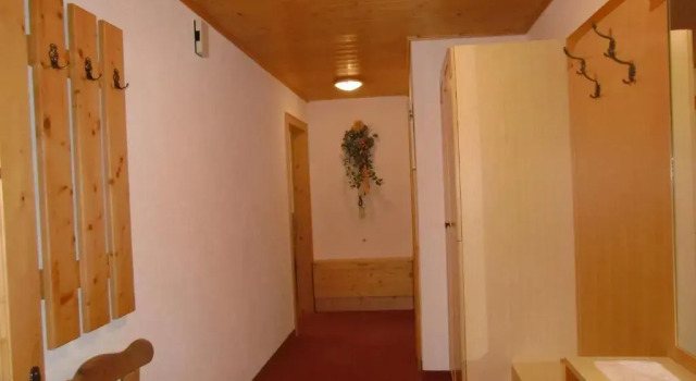 Apart Sissy, Prenota Hotel Hotel a Tirolo con parcheggio, Parcheggio