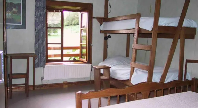 Ferme aux Moineaux, Book Hotel  