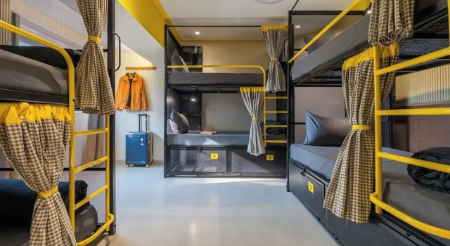 Кровать в общем номере The Hosteller Mumbai, International Airport