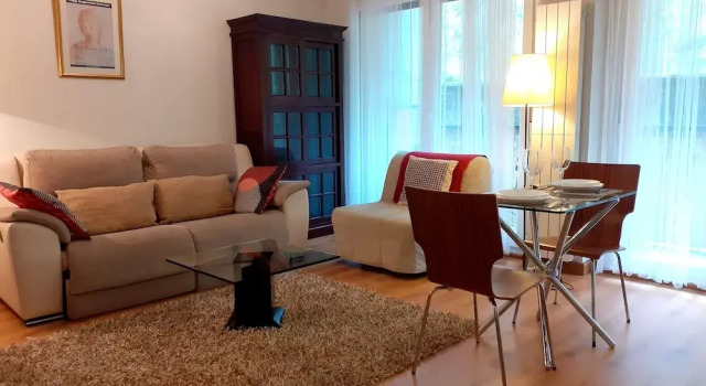 Brian. Moderno apartamento en el centro, Забронировать Апартаменты/квартира Апартаменты Сан-Себастьян, рядом с Собор Доброго Пастыря, Апартаменты/квартира