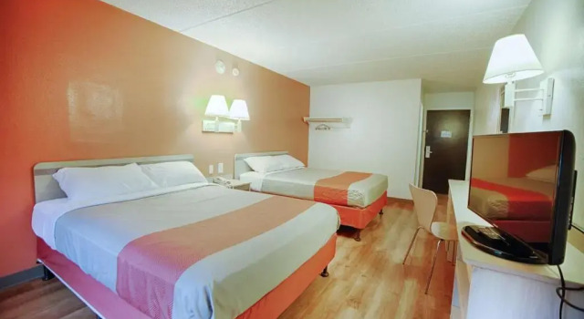 Четырёхместный номер Standard Motel 6-Albany, NY