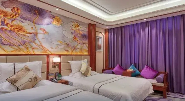 Shi Ji Hotel, Prenota Hotel Dehong Yunnan