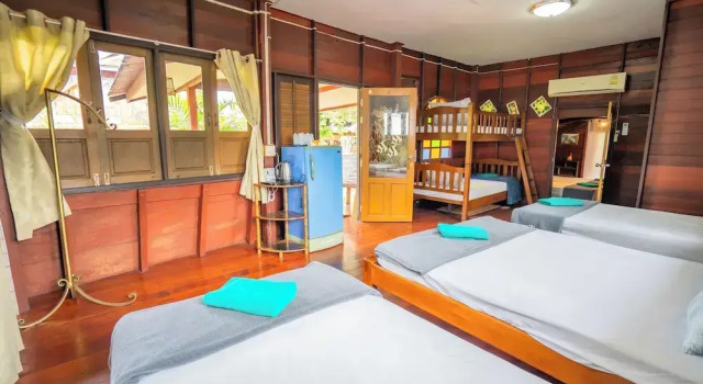 Коттедж Ban Suan Bang Toei Homestay