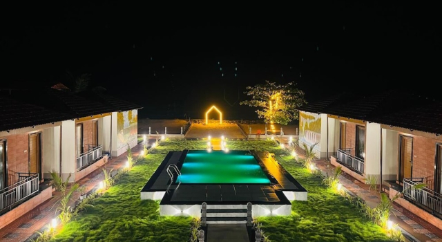 Shivani Sunset Bay Beach Resort