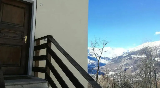 Апартаменты с балконом Bondine Apartments Valle d'Aosta