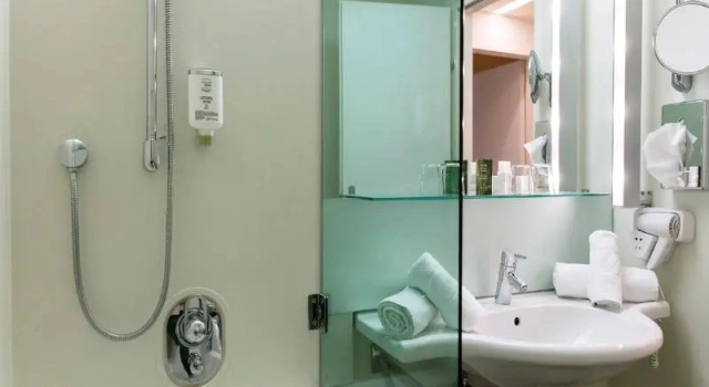 Двухместный номер Standard с балконом Hotel Schloss Weikersdorf