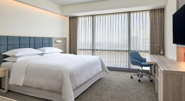 Four Points by Sheraton Surabaya, Pakuwon Indah, 预订 酒店 Wiyung 苏腊巴亚