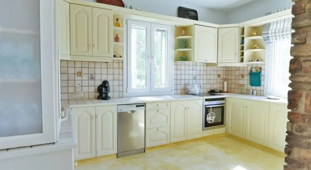 Коттедж Charming 3-bedroom House in Tinos