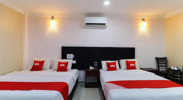 Семейный люкс OYO 89473 Sp Venture Hotel