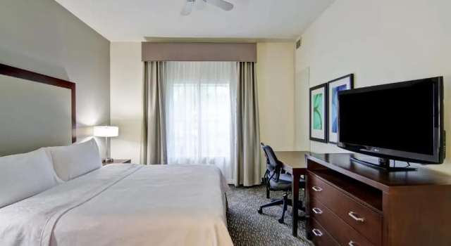Двухместный семейный номер Standard Homewood Suites by Hilton Newark-Cranford