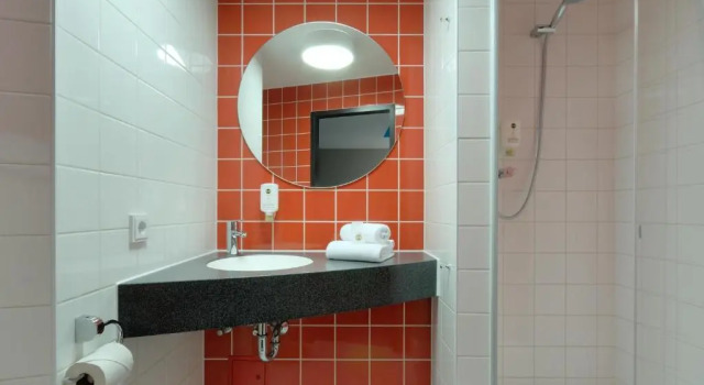 Трёхместный номер Standard B&B Hotel München City-West