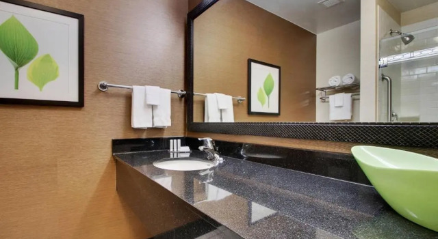 Студия Fairfield Inn & Suites by Marriott Ottawa Starved Rock Area