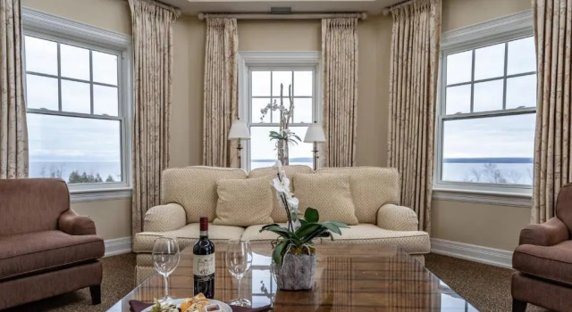 The Inn at Cobble Beach, Foglalás Bed and Breakfast Kemble Grey County