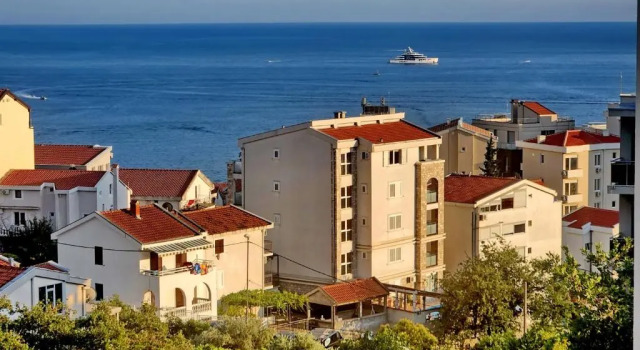 Апартаменты Lovely 1-Bedroom rental unit with free parking