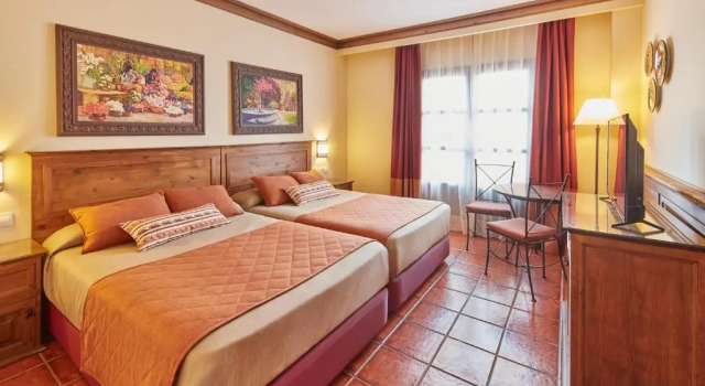 PortAventura Hotel Roulette - Includes unlimited access to PortAventura Park & 1 access to Ferrari Land, Забронировать Курортный отель Отели Tarragonès с завтраком, Завтраки
