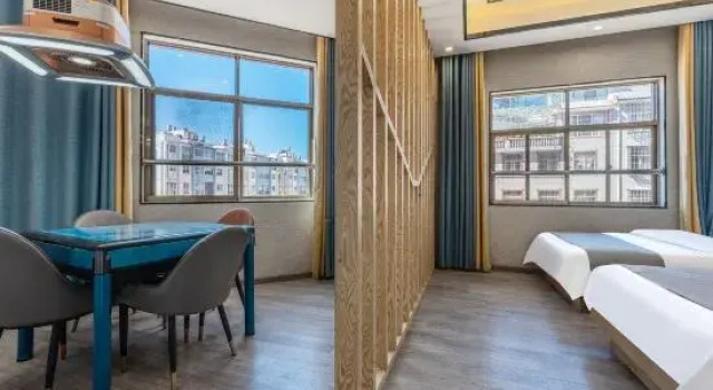 Люкс Chuxiong Jinyuanbao Hotel