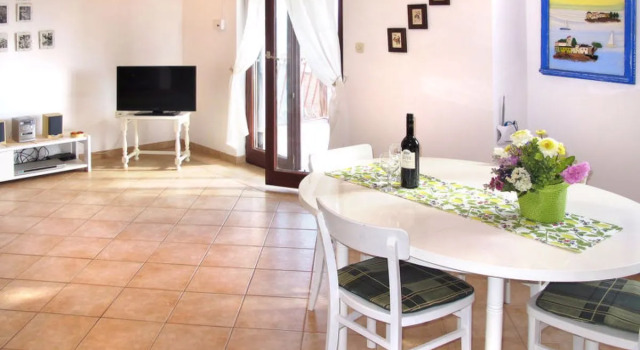 Apartment Culić Ammoudi 10179