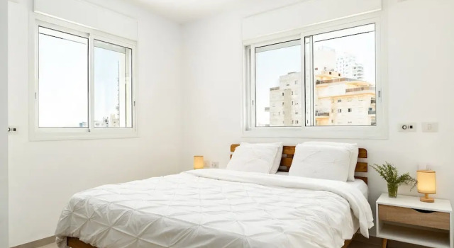 MAMAD - Sea Breeze Netanya Retreat by Sea N Rent, Забронировать Апартаменты/квартира Апартаменты Натания, рядом с Торговый центр Hasharon, Апартаменты/квартира