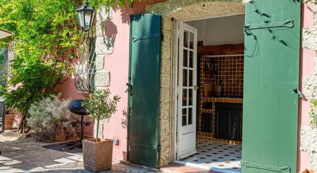 Gites de la Villa Pergola, Забронировать Вилла Виллы Овернь-Рона-Альпы, Вилла