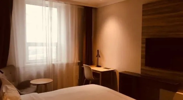 Люкс Business Hanting Premium(Changchun Silicon Valley Avenue Jilin University South Campus Hotel)