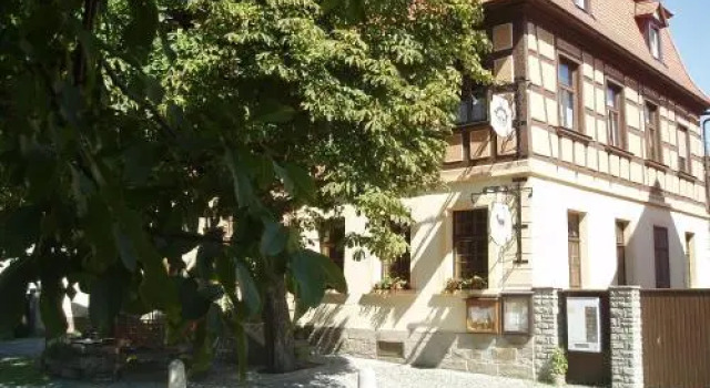 Gasthof Zum Hirschen , mit Gästezimmern., Reserva ahora Hotel Petersaurach Franconia Media