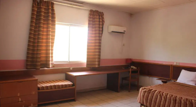 Двухместный номер Standard с красивым видом из окна Hotel Maroua Palace